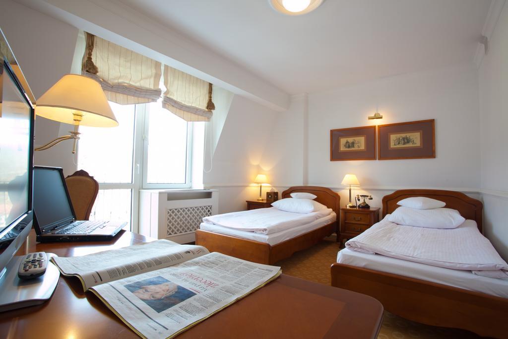 שצ'קלארסקה פוראובה Hotel Szrenicowy Dwor חדר תמונה