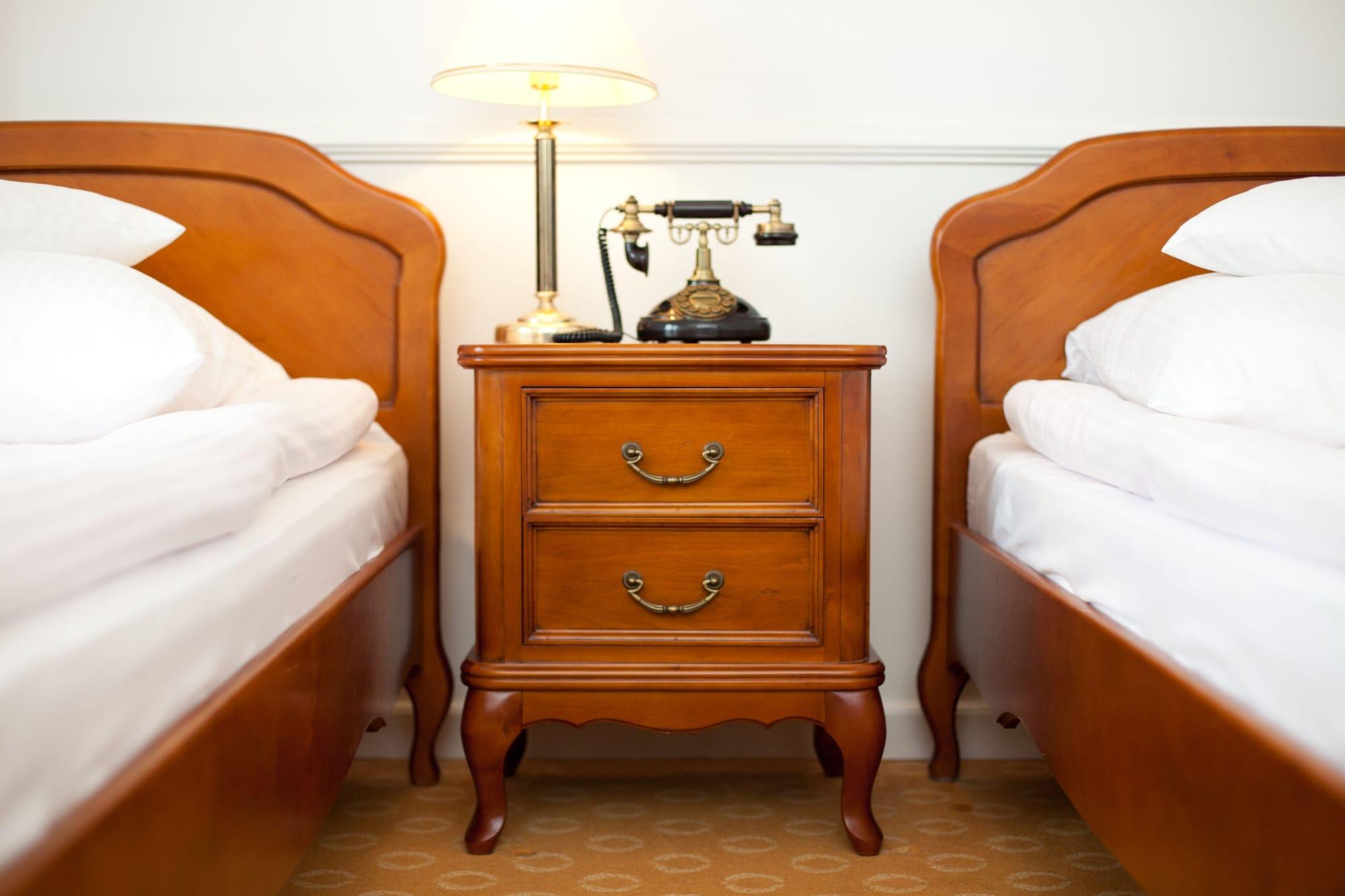 שצ'קלארסקה פוראובה Hotel Szrenicowy Dwor מראה חיצוני תמונה
