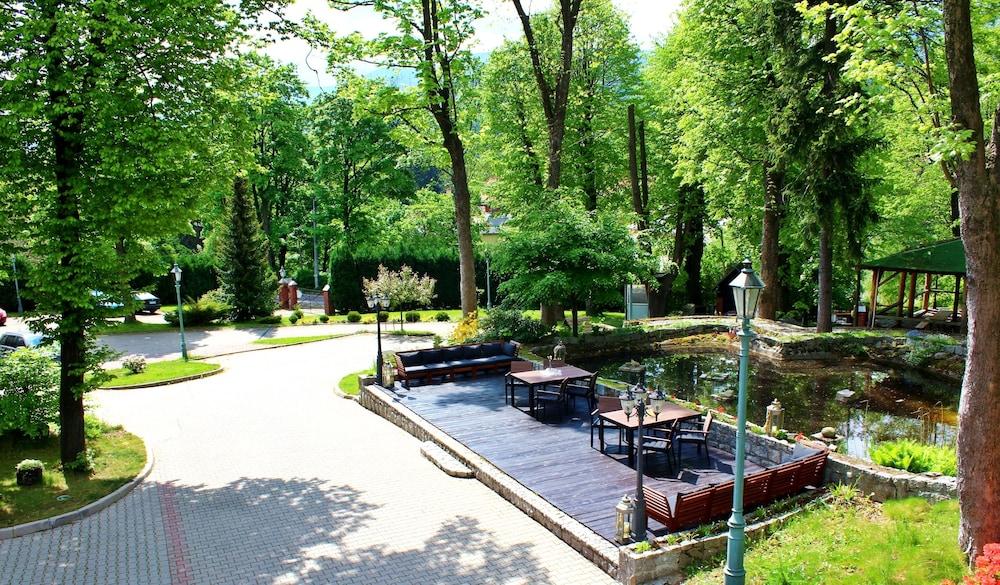 שצ'קלארסקה פוראובה Hotel Szrenicowy Dwor מראה חיצוני תמונה