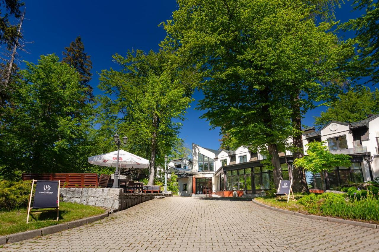שצ'קלארסקה פוראובה Hotel Szrenicowy Dwor מראה חיצוני תמונה